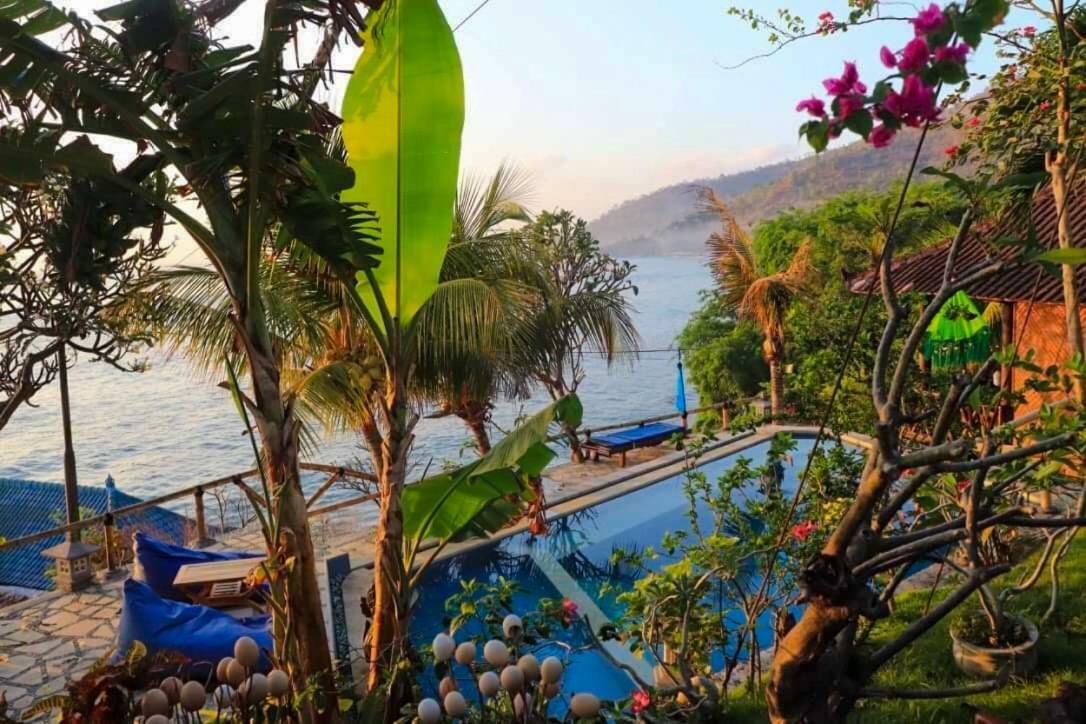 Eka Purnama Cottages Amed Exteriör bild